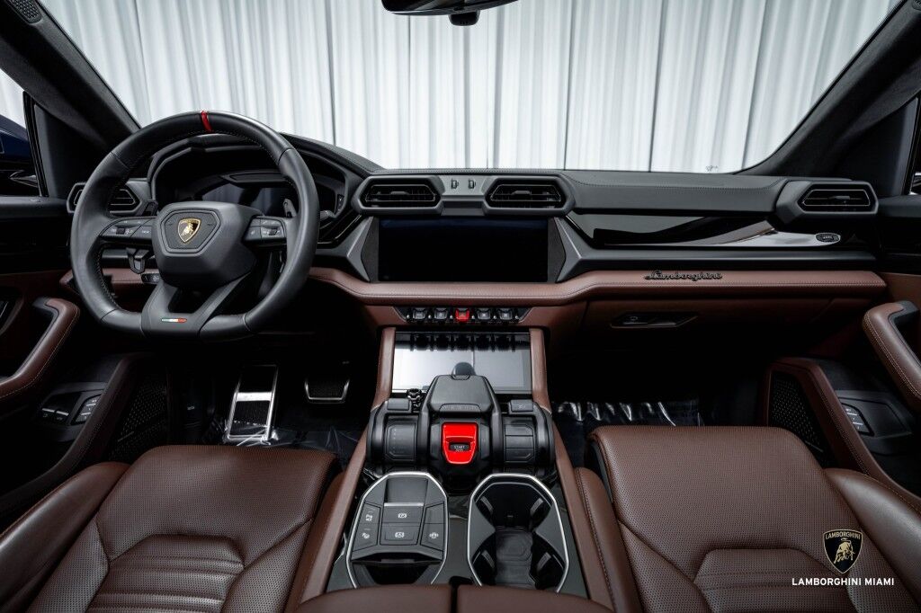 2025 Lamborghini Urus SE North Miami Beach FL