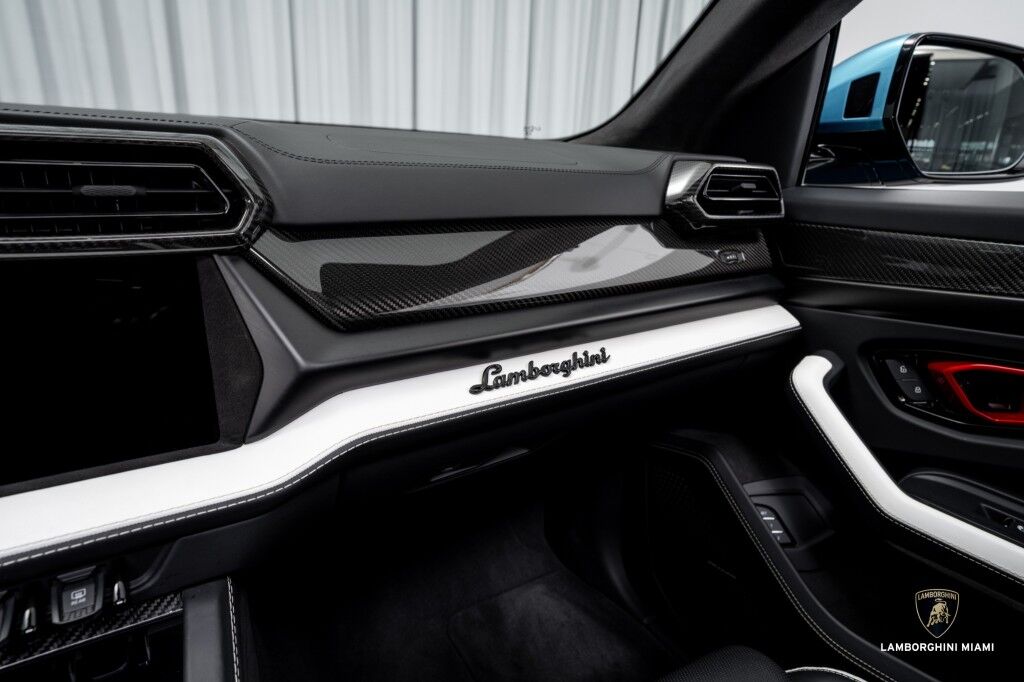 2025 Lamborghini Urus SE North Miami Beach FL