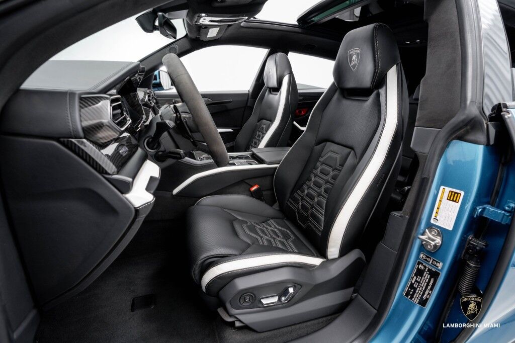 2025 Lamborghini Urus SE North Miami Beach FL
