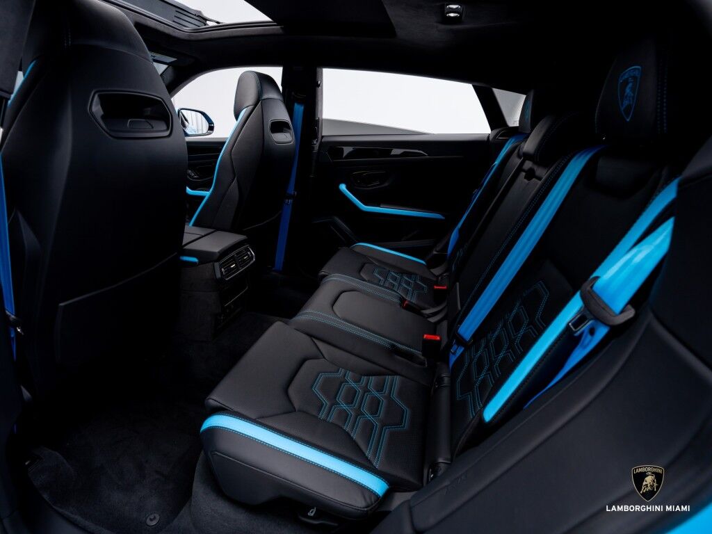 2025 Lamborghini Urus SE North Miami Beach FL