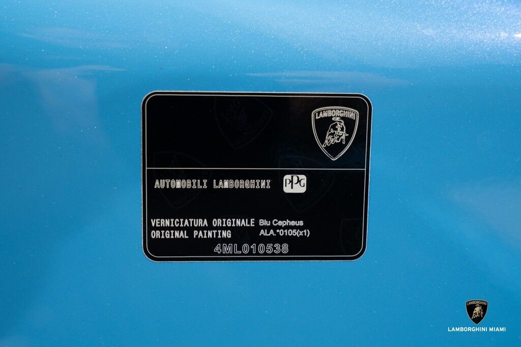 2025 Lamborghini Urus SE North Miami Beach FL