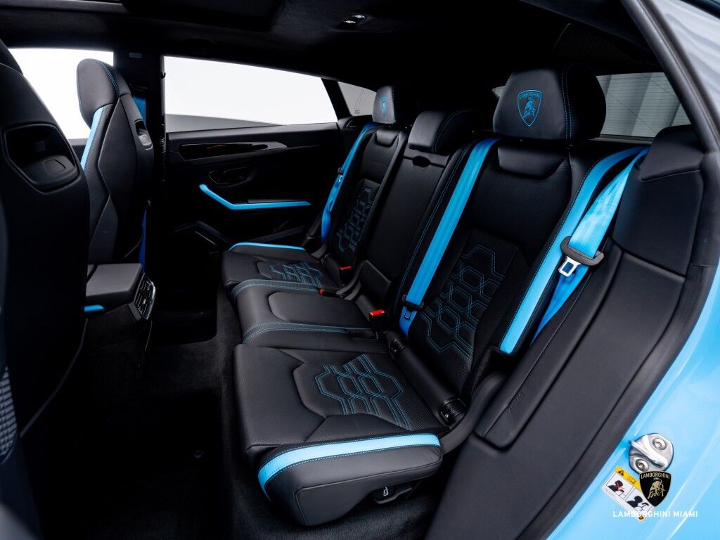 2025 Lamborghini Urus SE North Miami Beach FL