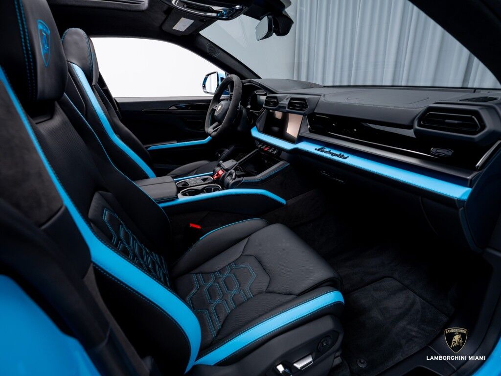 2025 Lamborghini Urus SE North Miami Beach FL