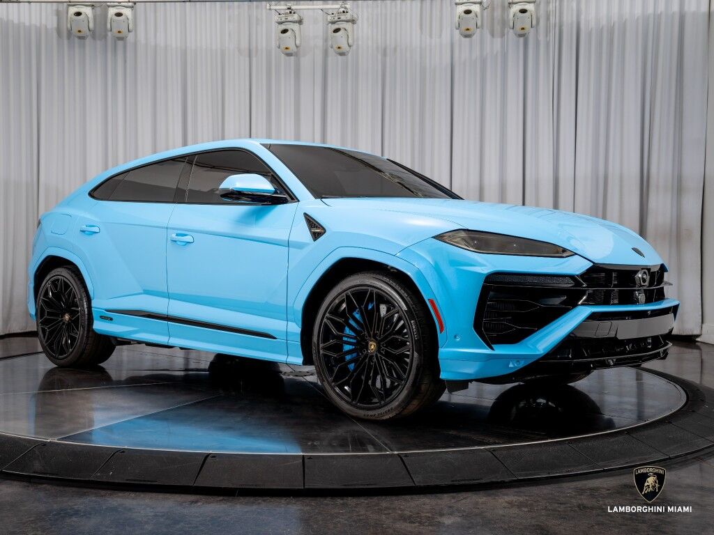 2025 Lamborghini Urus SE North Miami Beach FL
