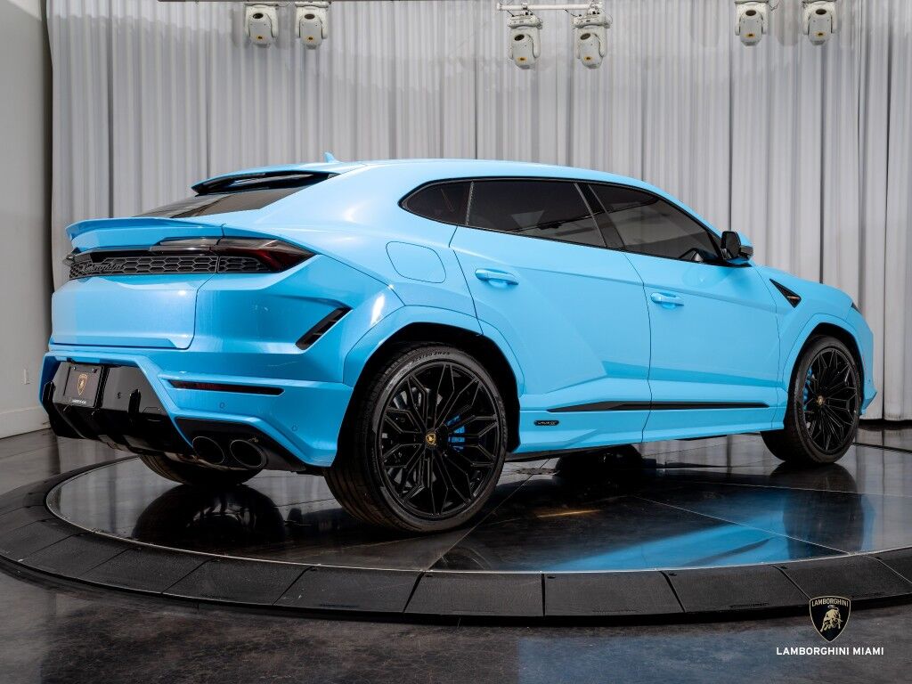 2025 Lamborghini Urus SE North Miami Beach FL
