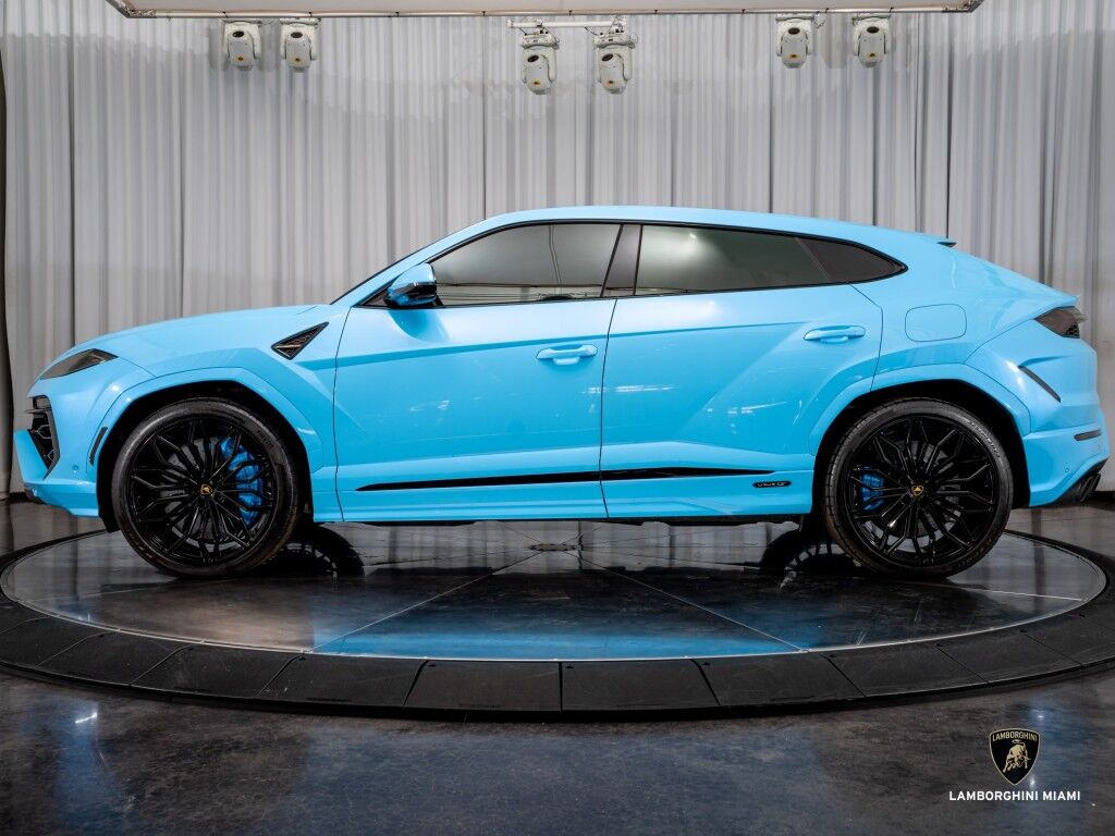 2025 Lamborghini Urus SE North Miami Beach FL