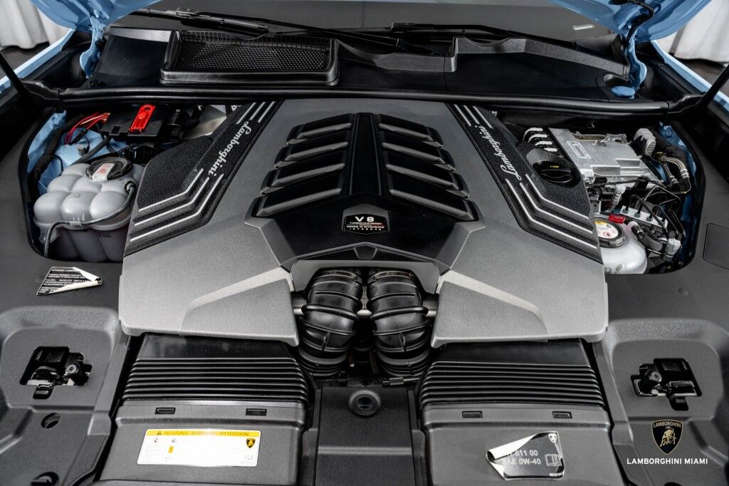 2025 Lamborghini Urus SE North Miami Beach FL