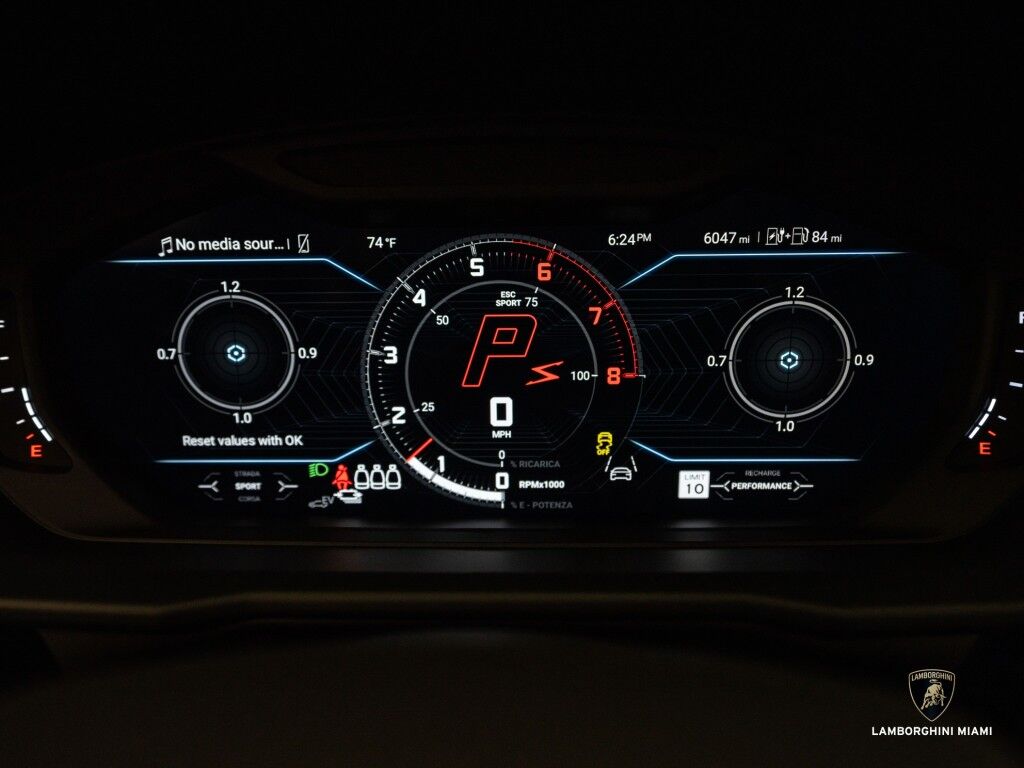 2025 Lamborghini Urus SE North Miami Beach FL