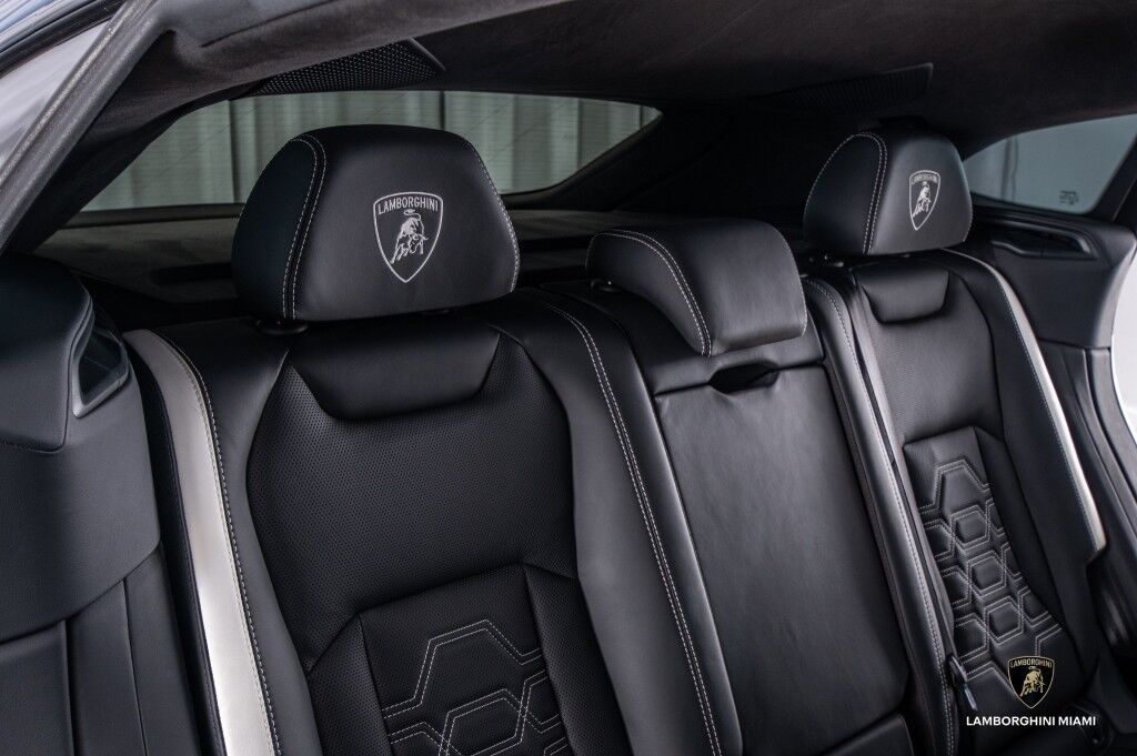 2025 Lamborghini Urus SE North Miami Beach FL