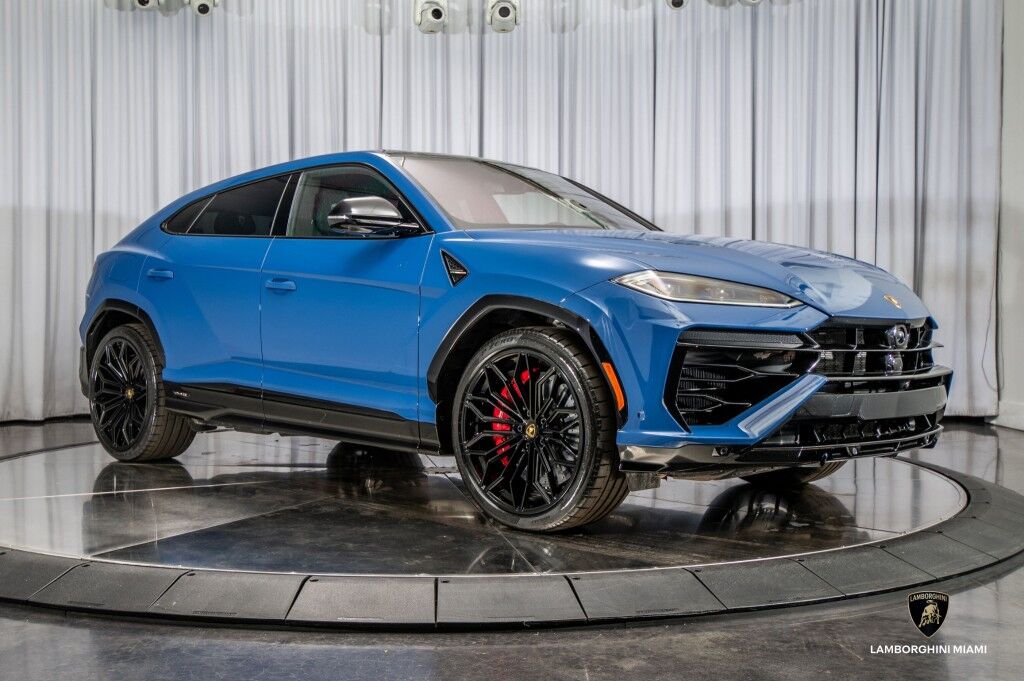 2025 Lamborghini Urus SE North Miami Beach FL