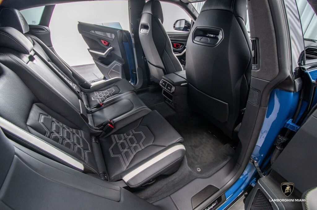 2025 Lamborghini Urus SE North Miami Beach FL