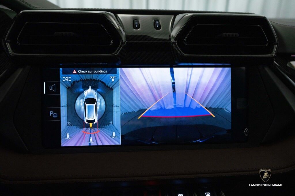 2025 Lamborghini Urus SE North Miami Beach FL