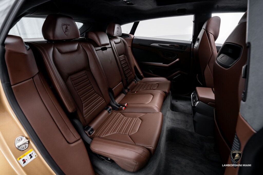 2025 Lamborghini Urus SE North Miami Beach FL