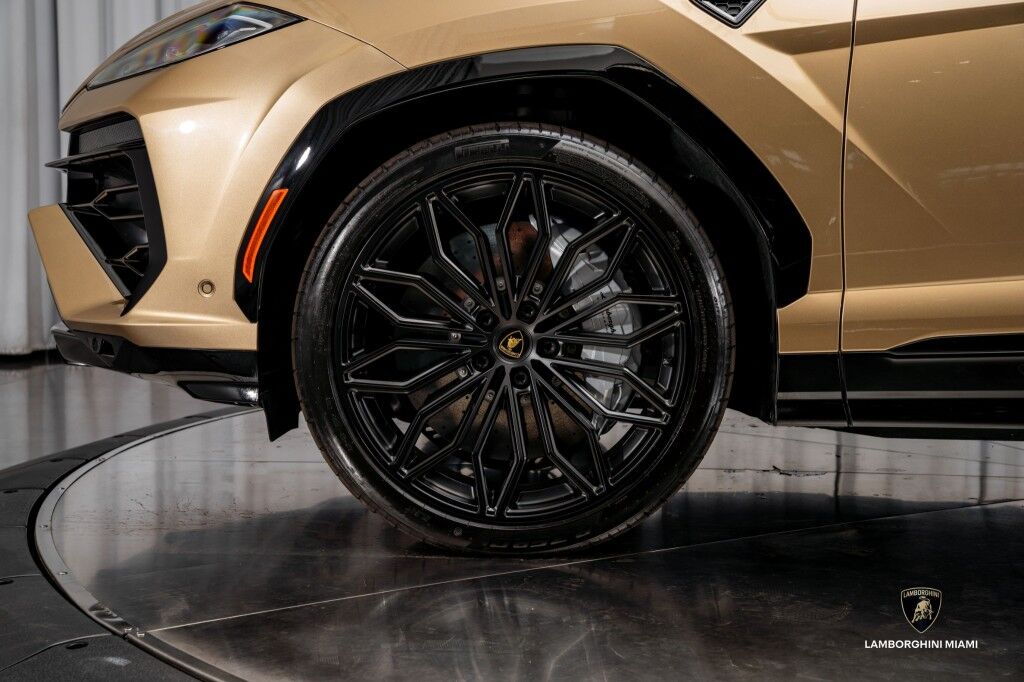 2025 Lamborghini Urus SE North Miami Beach FL
