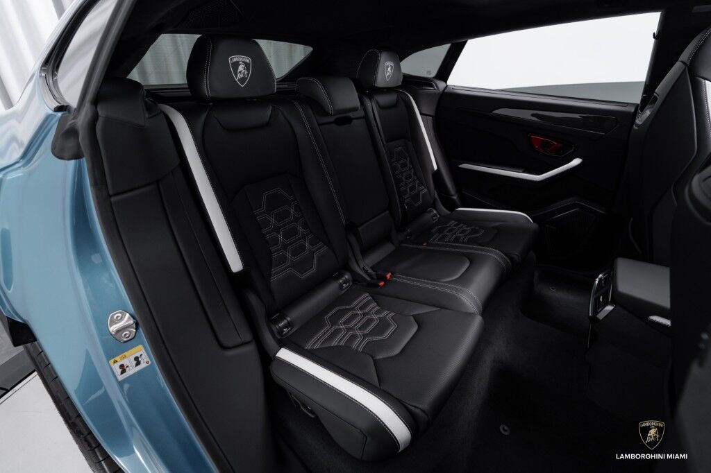 2025 Lamborghini Urus SE North Miami Beach FL