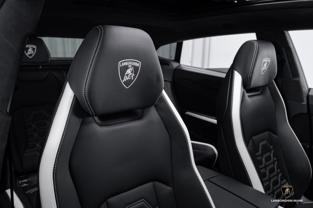 2025 Lamborghini Urus SE North Miami Beach FL
