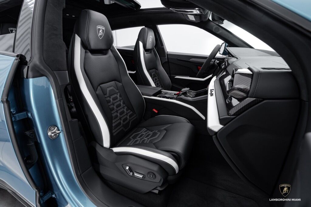 2025 Lamborghini Urus SE North Miami Beach FL
