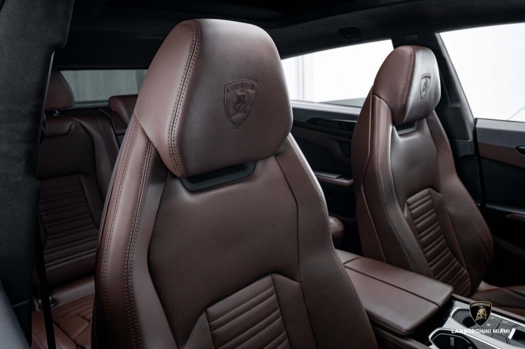 2025 Lamborghini Urus SE North Miami Beach FL