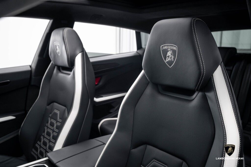 2025 Lamborghini Urus SE North Miami Beach FL
