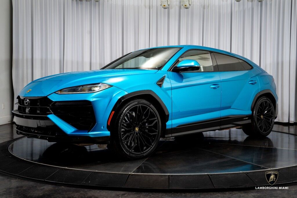 2025 Lamborghini Urus SE North Miami Beach FL