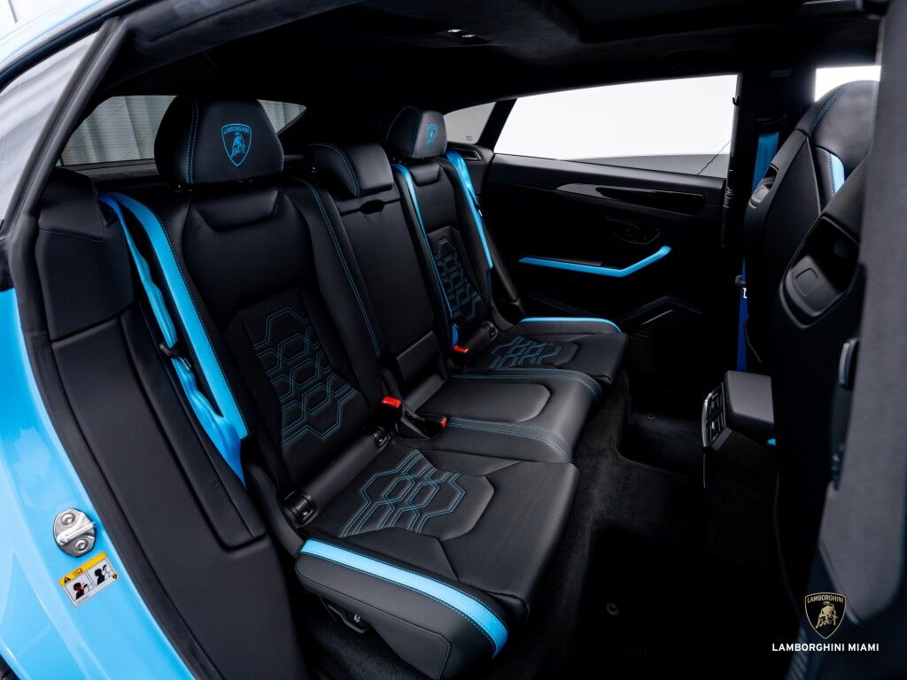 2025 Lamborghini Urus SE North Miami Beach FL