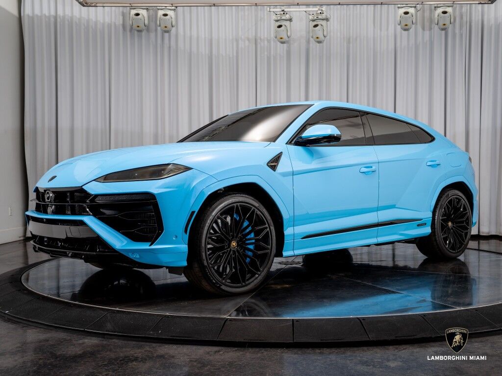 2025 Lamborghini Urus SE North Miami Beach FL