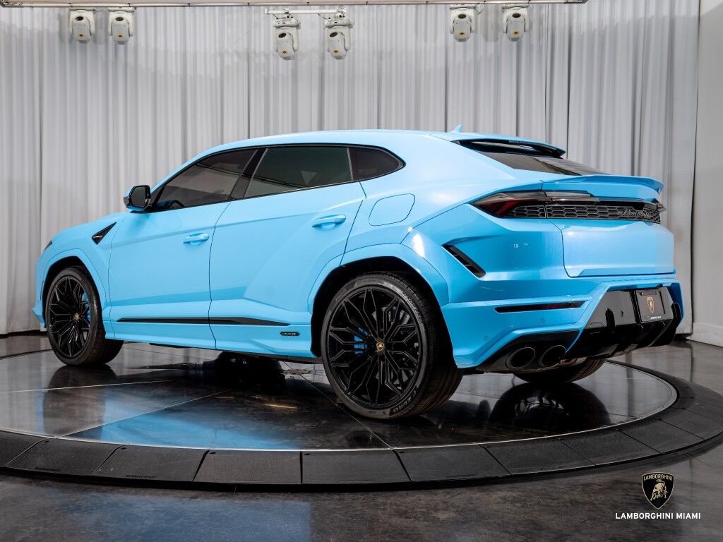 2025 Lamborghini Urus SE North Miami Beach FL