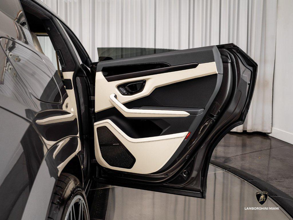 2025 Lamborghini Urus SE North Miami Beach FL