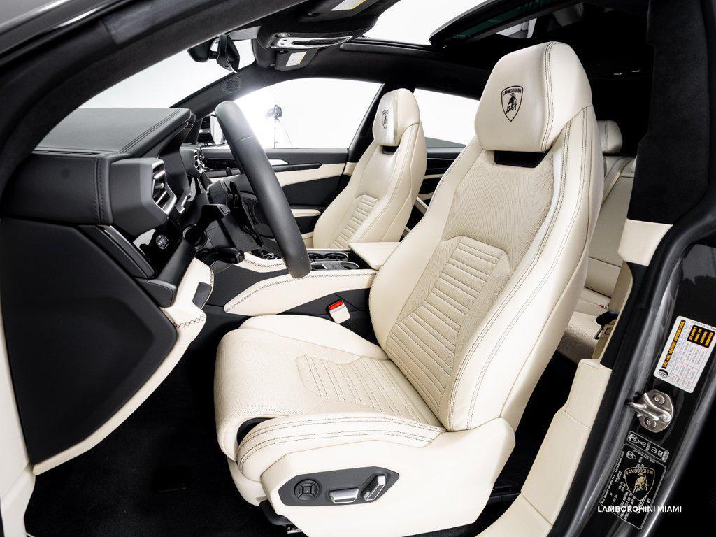 2025 Lamborghini Urus SE North Miami Beach FL