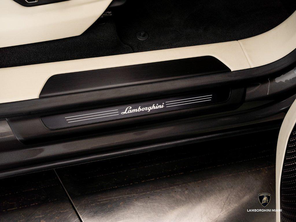2025 Lamborghini Urus SE North Miami Beach FL