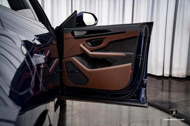 2025 Lamborghini Urus SE North Miami Beach FL