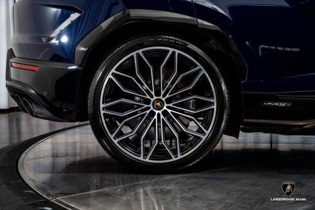 2025 Lamborghini Urus SE North Miami Beach FL