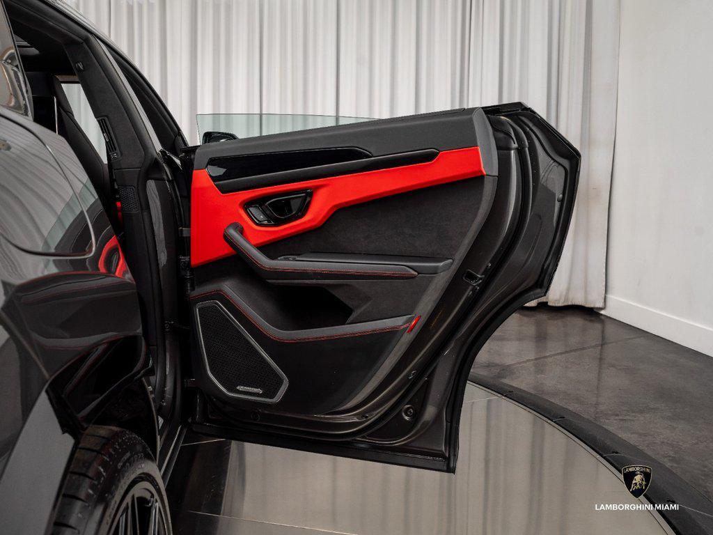2025 Lamborghini Urus SE North Miami Beach FL
