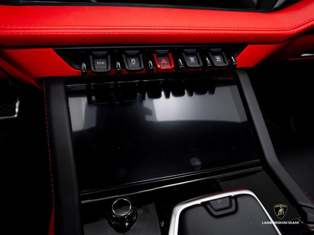 2025 Lamborghini Urus SE North Miami Beach FL