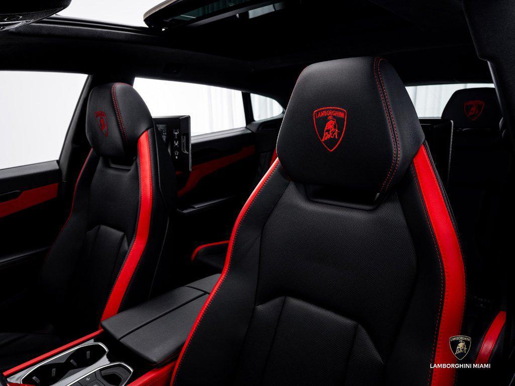 2025 Lamborghini Urus SE North Miami Beach FL