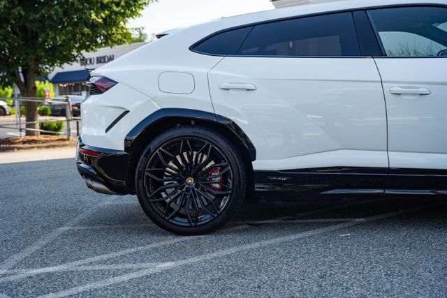 2025 Lamborghini Urus SE Paramus NJ