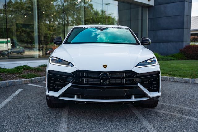 2025 Lamborghini Urus SE Paramus NJ