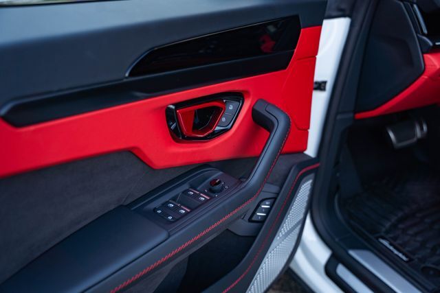 2025 Lamborghini Urus SE Paramus NJ