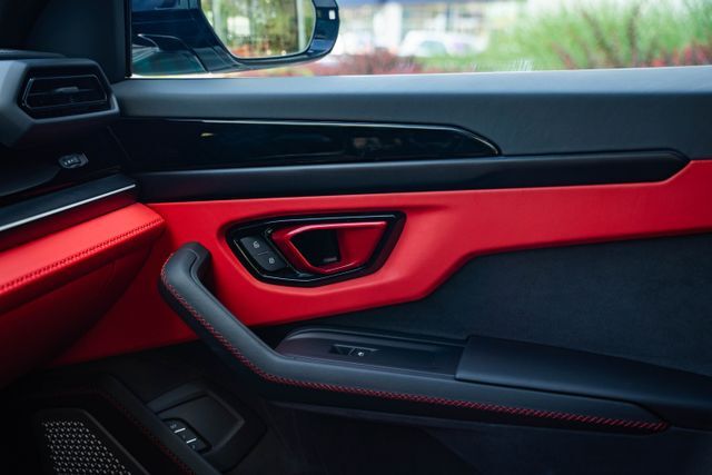 2025 Lamborghini Urus SE Paramus NJ