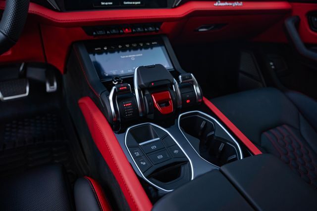 2025 Lamborghini Urus SE Paramus NJ