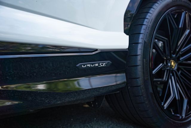 2025 Lamborghini Urus SE Paramus NJ