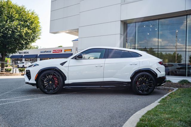 2025 Lamborghini Urus SE Paramus NJ