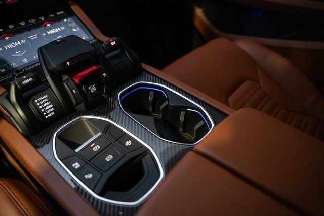 2025 Lamborghini Urus SE Paramus NJ