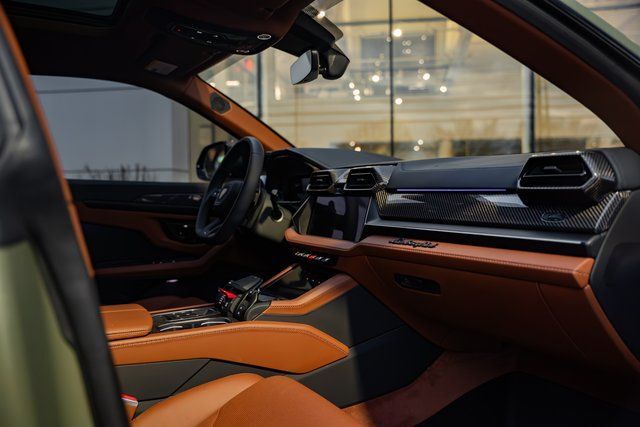 2025 Lamborghini Urus SE Paramus NJ