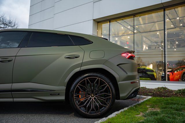 2025 Lamborghini Urus SE Paramus NJ