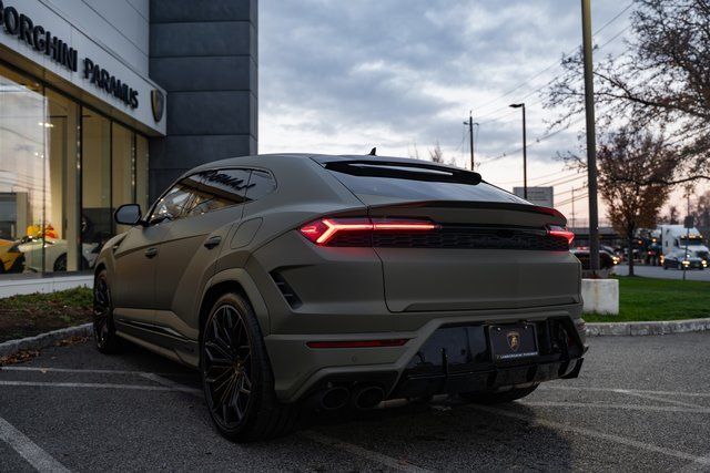 2025 Lamborghini Urus SE Paramus NJ