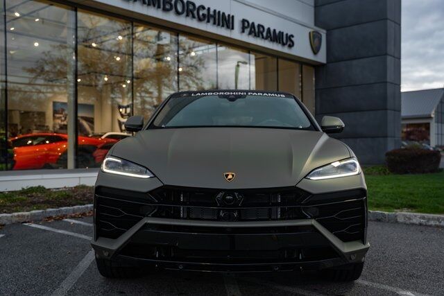 2025 Lamborghini Urus SE Paramus NJ