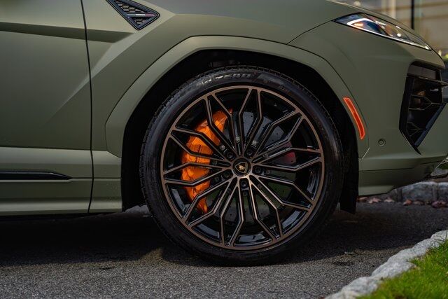 2025 Lamborghini Urus SE Paramus NJ