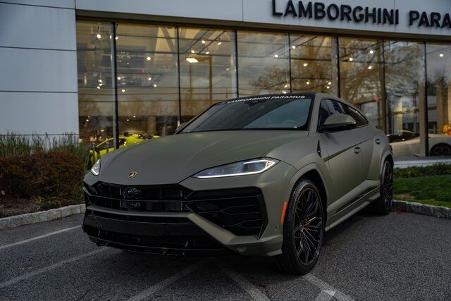 2025 Lamborghini Urus SE Paramus NJ