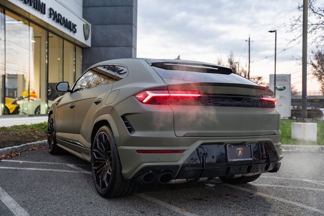 2025 Lamborghini Urus SE Paramus NJ